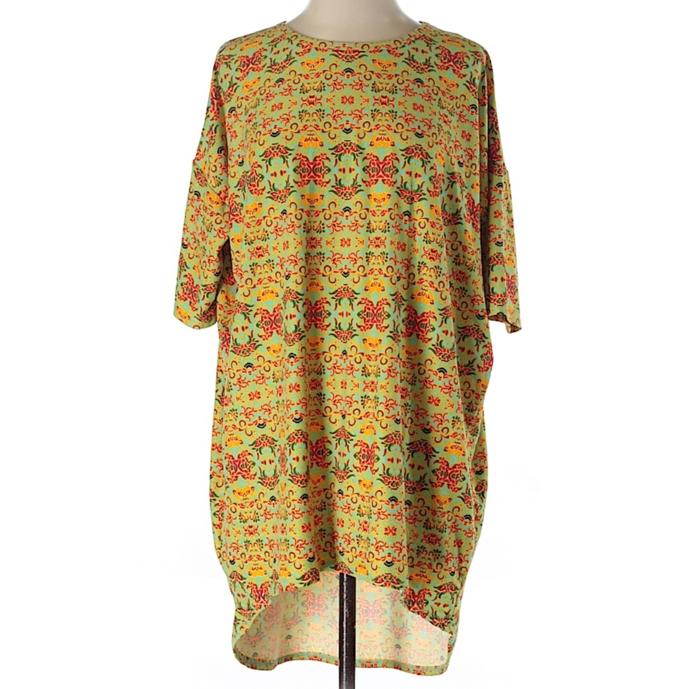 LuLaRoe Irma Top